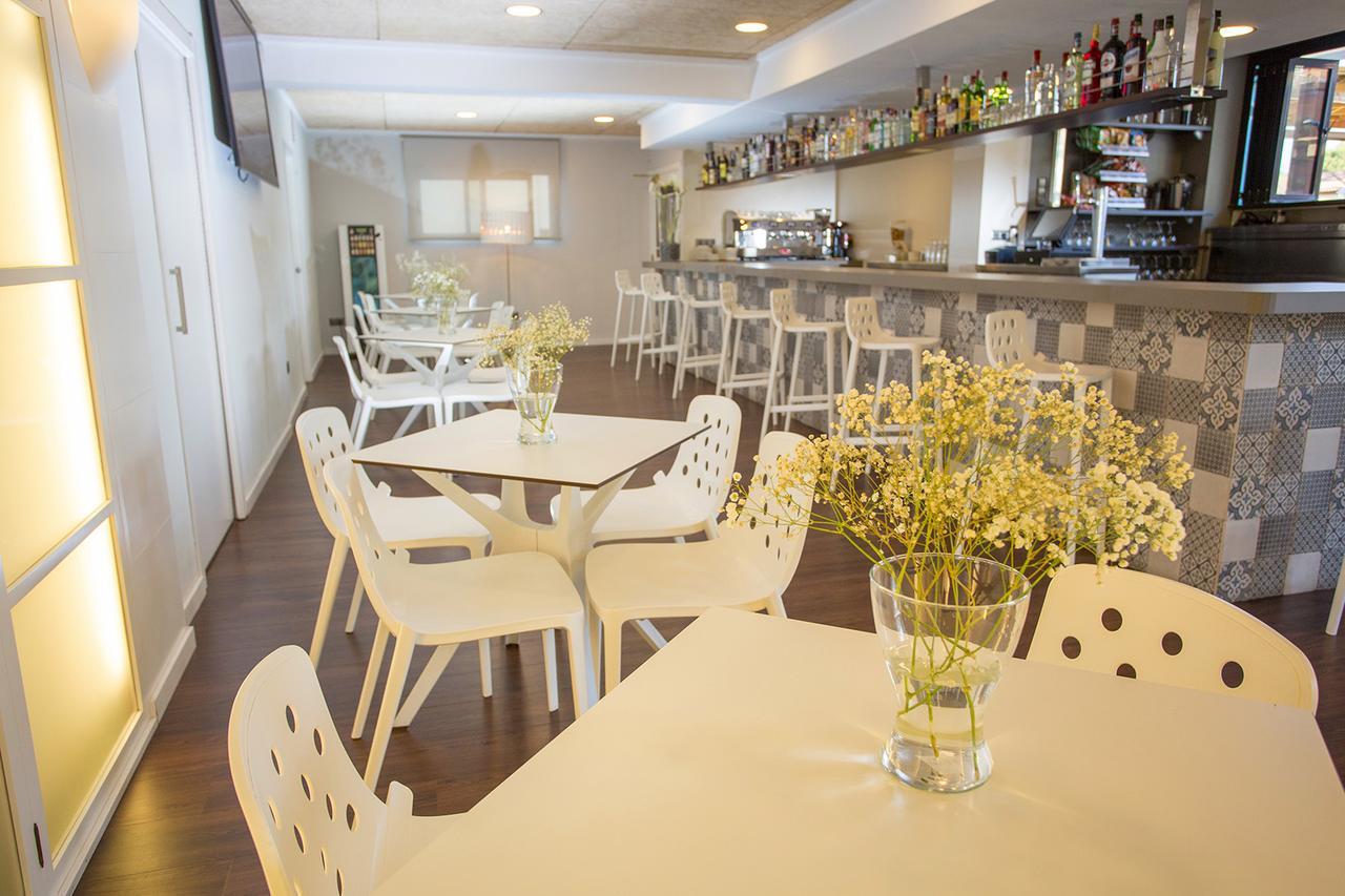 Gandia Playa Hotel ภายนอก รูปภาพ