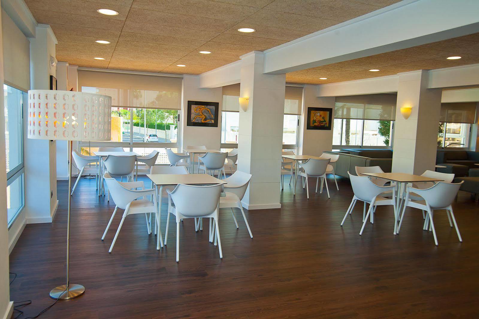 Gandia Playa Hotel ภายนอก รูปภาพ